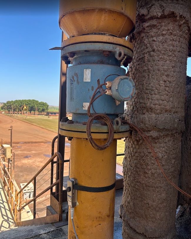 Calibração não intrusiva — Usina de Açúcar e Álcool: Balanço de massa da moenda